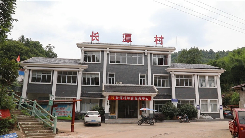 罗宏启 责任在肩 冲锋在前.mp4_20201023_172530.301.jpg