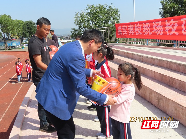 图片2.jpg