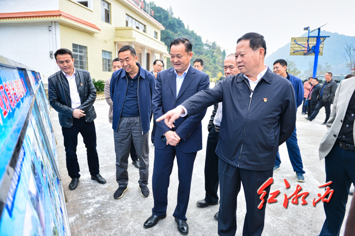 【点击查看原图】