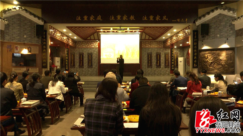诗歌诵读晚会.jpg