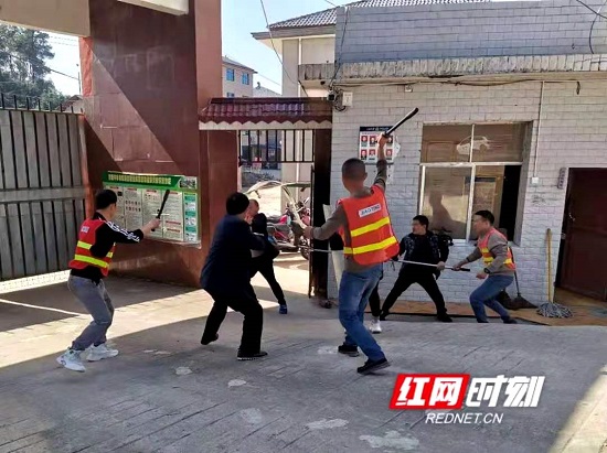 防暴.jpg