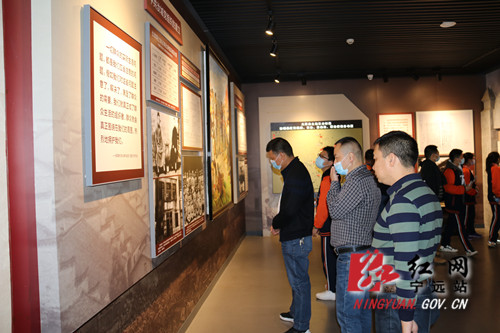 宁远：追忆红色故事   接受精神洗礼_副本500.jpg
