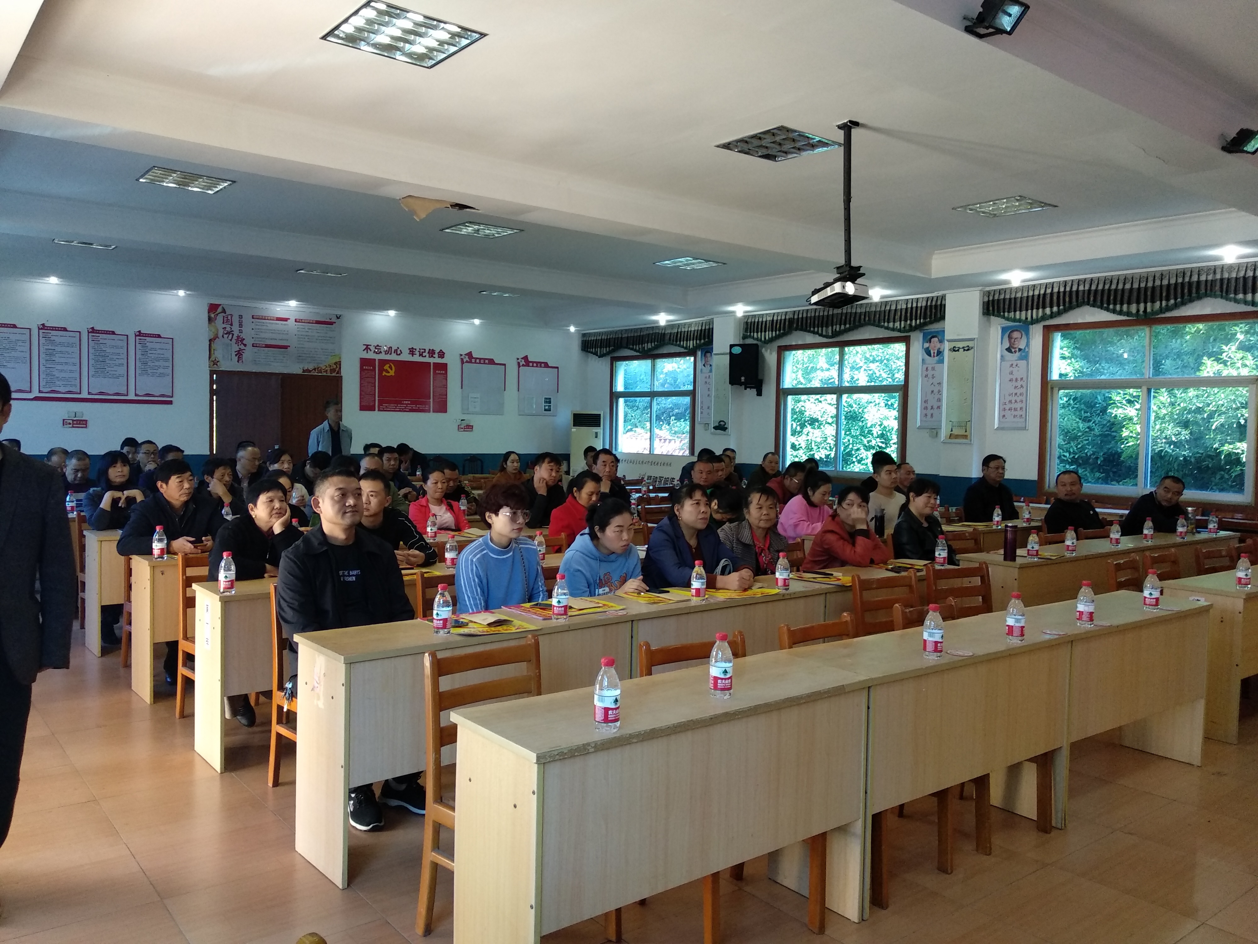 微信图片_20201125114135.jpg