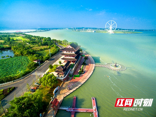 柳叶湖——中国城市第一湖.jpg