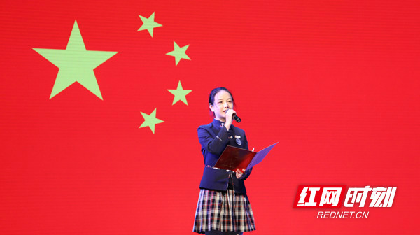 国旗下的红色感言_meitu_1.jpg
