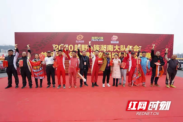 39152df2b8674afbee333ff9fe84d42.jpg