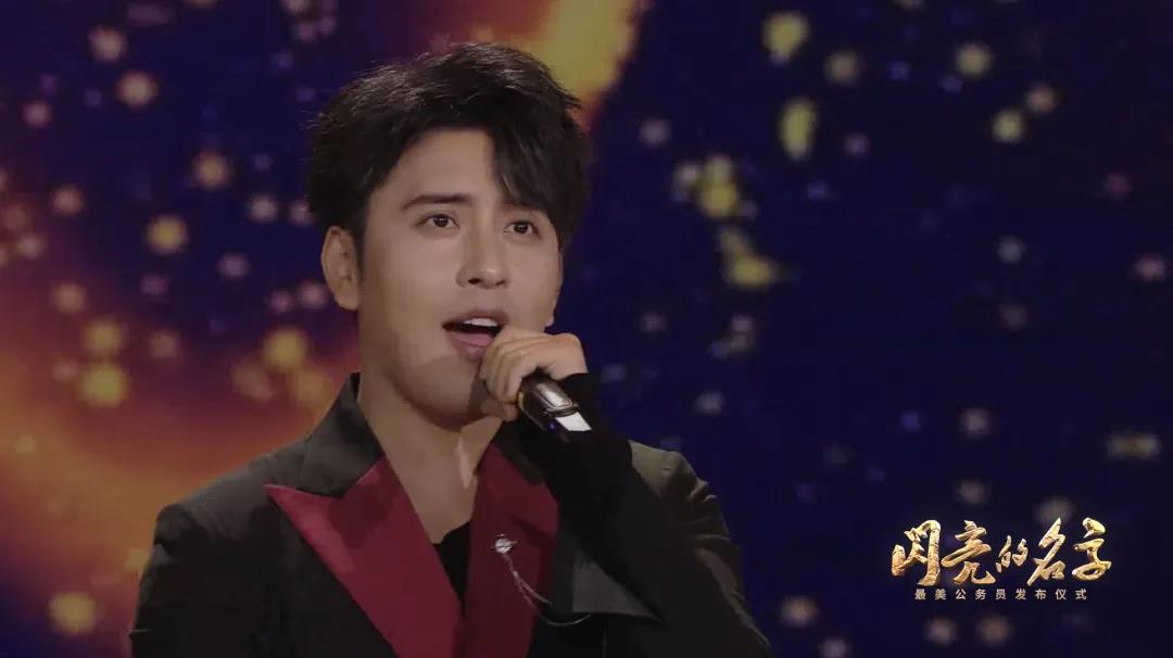 图| 扎西顿珠演唱《天地一方》