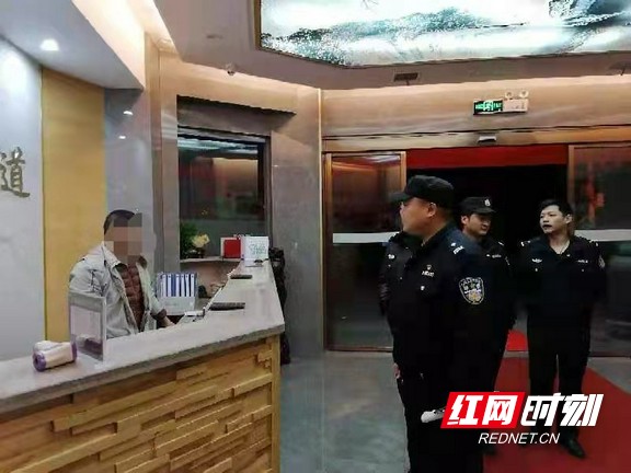 1.marked.jpg 1.marked.jpg