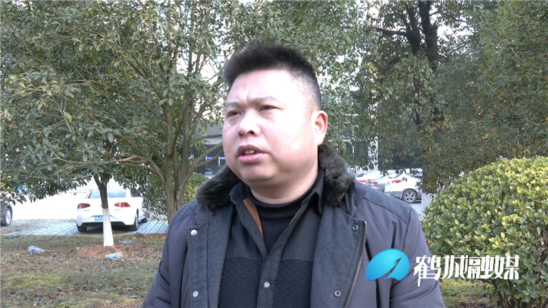鹤城党员干部热议十九届五中全会精神.mp4_20201222_164521.024.jpg