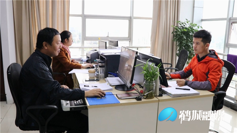 毛克文 市场监督企业你年报.mp4_20201223_155037.642.jpg