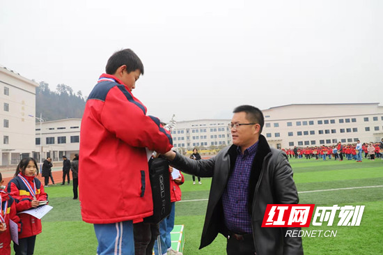 7c4ed4254268d64553c23c679de4dcc_副本.jpg
