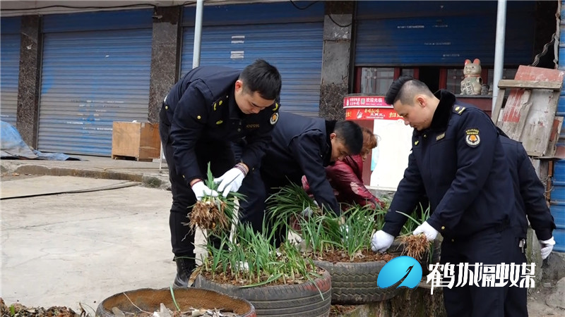 盈口乡：环境卫生集中整治.mp4_20201224_170711.673.jpg