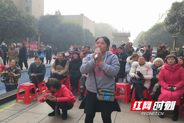 居民踊跃参与禁毒知识抢答赛_副本.png 居民踊跃参与禁毒知识抢答赛_副本.png