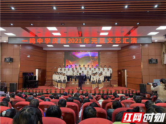 红2.jpg