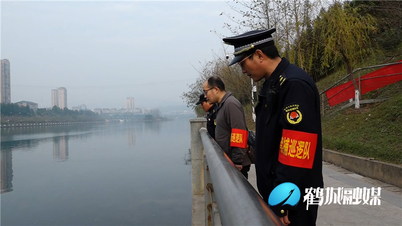 鹤城区：开展重点水域禁捕退捕常态化巡查工作.mp4_20210104_172226.271.jpg