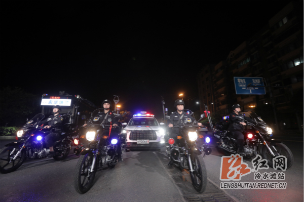 c8b37f2d84fcad149e73e25478b818a_meitu_7.jpg