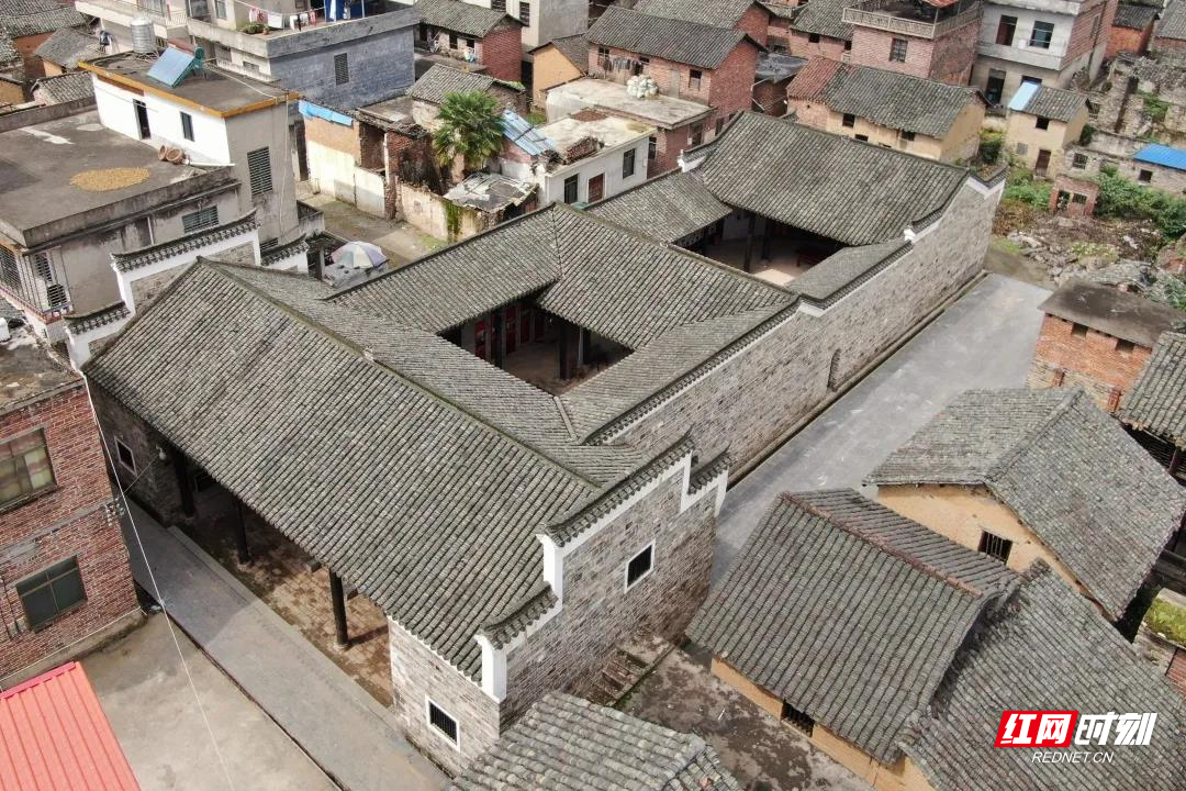 2.2李氏祠堂.jpg