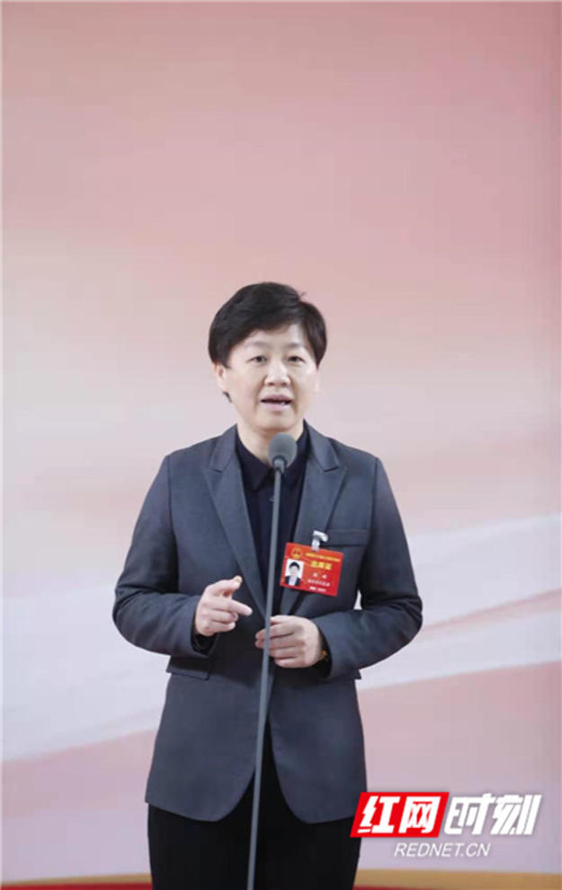 周琦.png