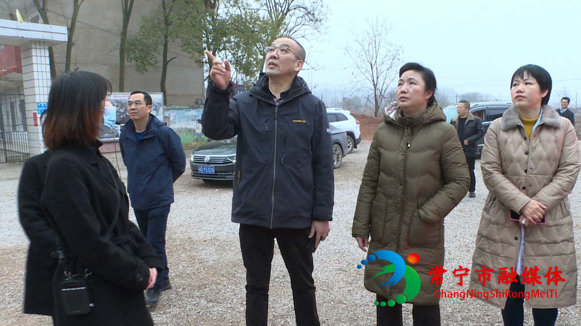 张霞调研康家戏台 (2).jpg