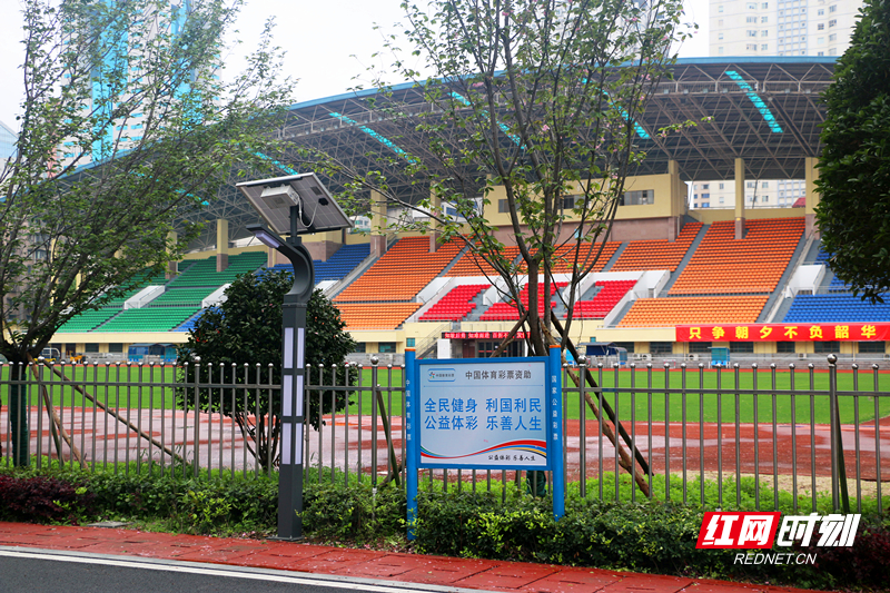 省人民体育场.JPG 省人民体育场.JPG