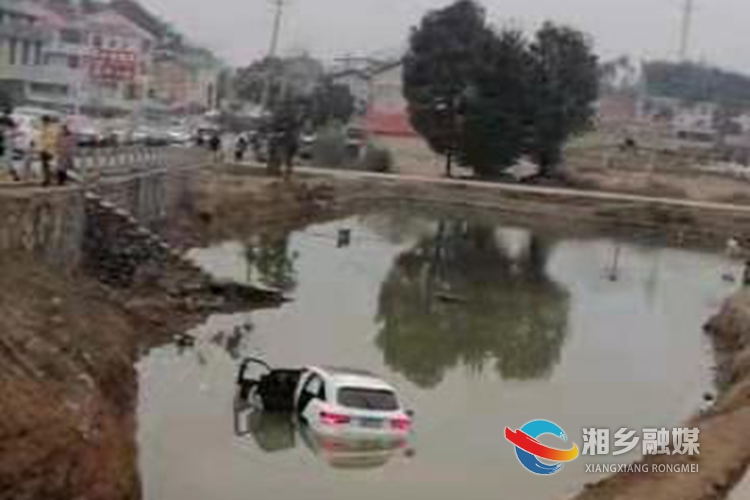 事故发生现场。.jpg 事故发生现场。.jpg
