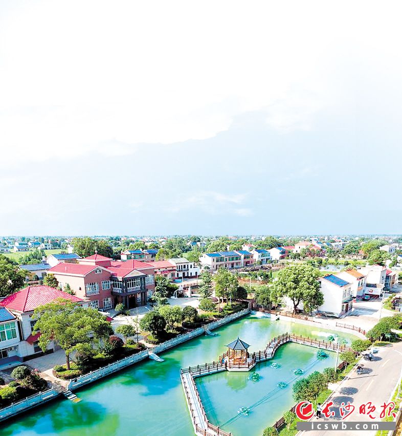 望城乡村美丽屋场风景如画。