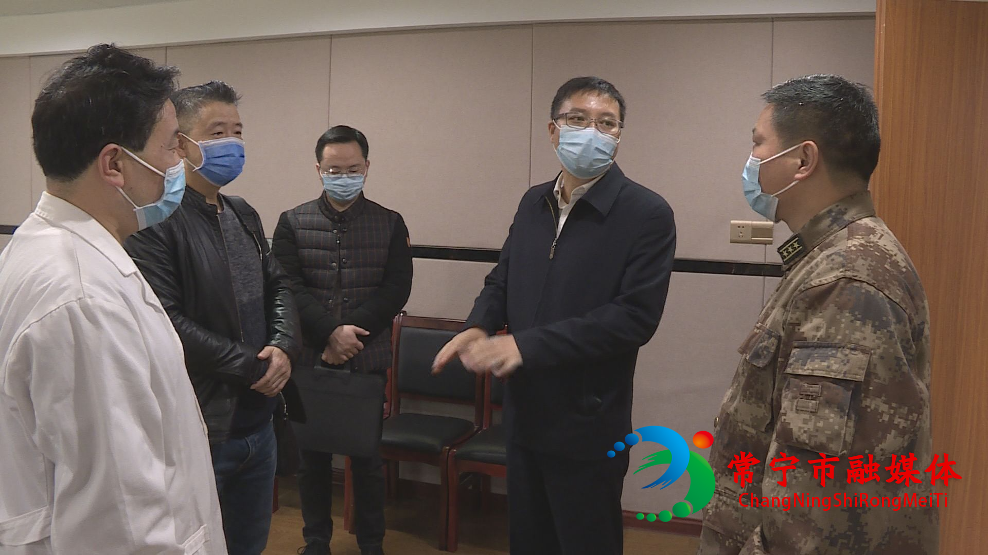 市领导巡查征兵体检工作1.jpg