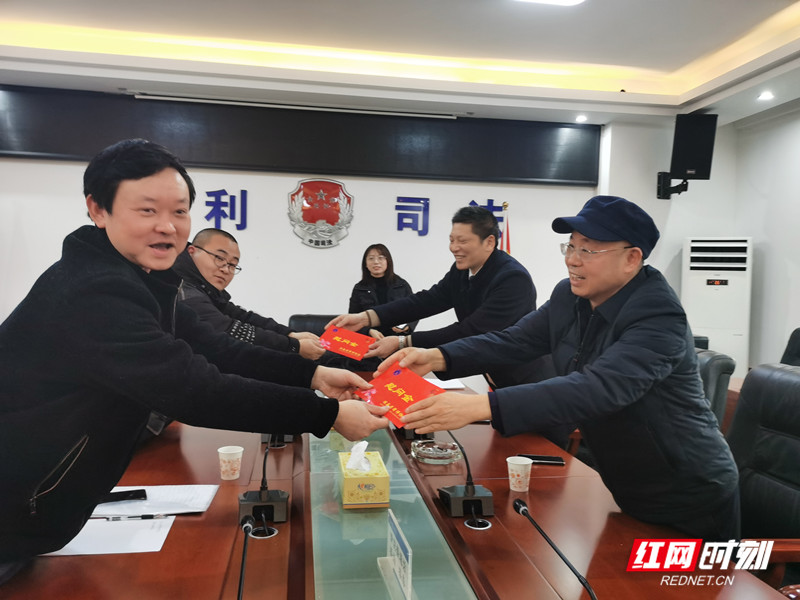 64f4af601b10de8da89c6fa739ab486_副本.jpg