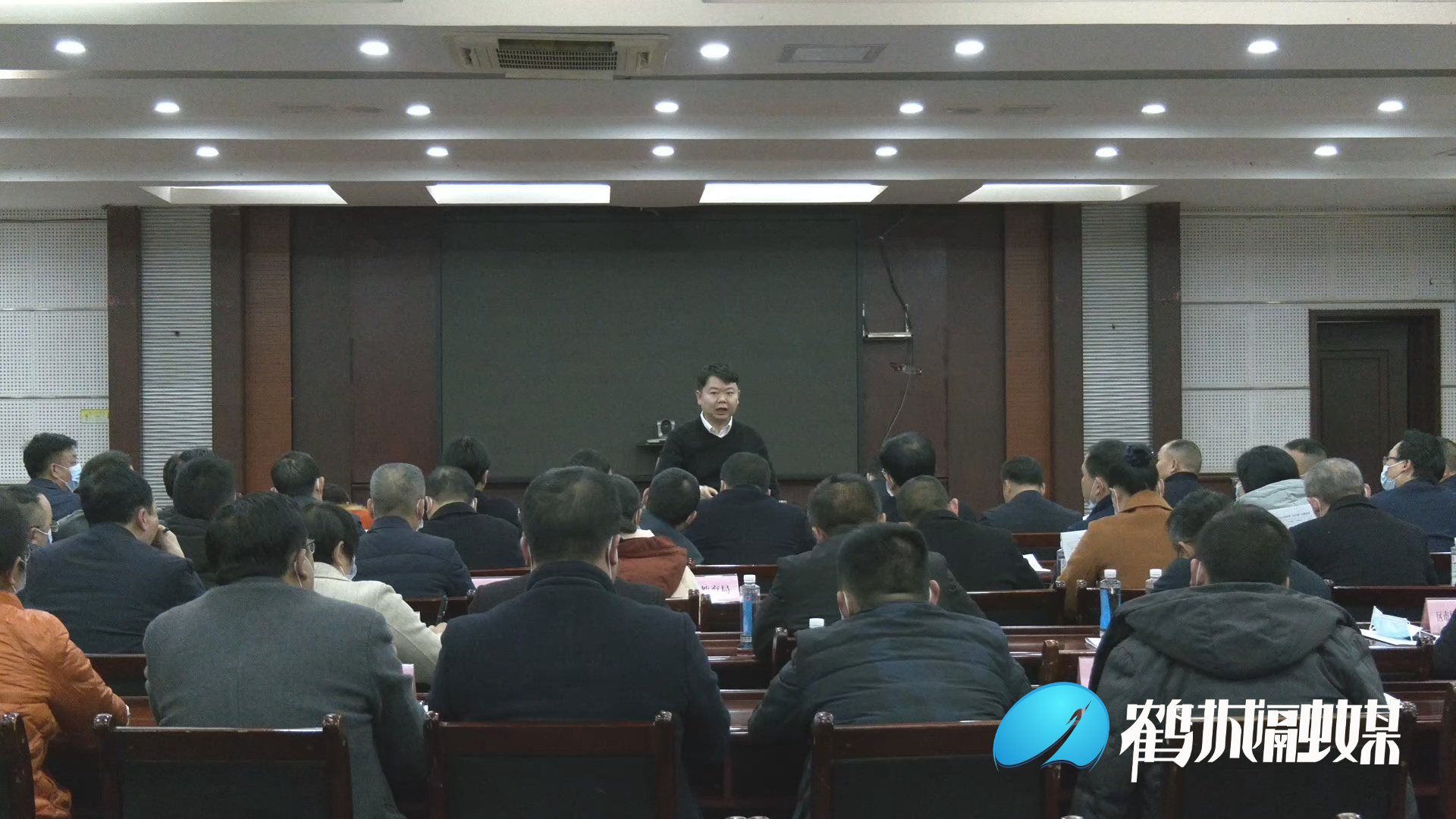 鹤城区部署省生态环境保护督察组督察怀化回头看情况反馈会.mp4_20210303_161051.280.jpg