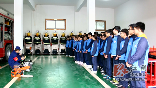 开学安全2_副本.jpg 开学安全2_副本.jpg