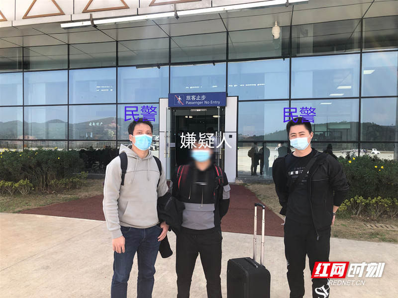 4d317e532ba546d192423f3b91028440_副本.jpg