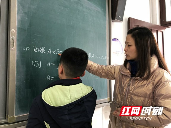 e72e4284a3de4c46b7b00581646bbbc4.marked.jpg
