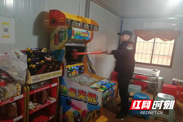 邵阳快警雷霆岀击，捣毁一“打鱼机”赌博窝点_邵阳头条网