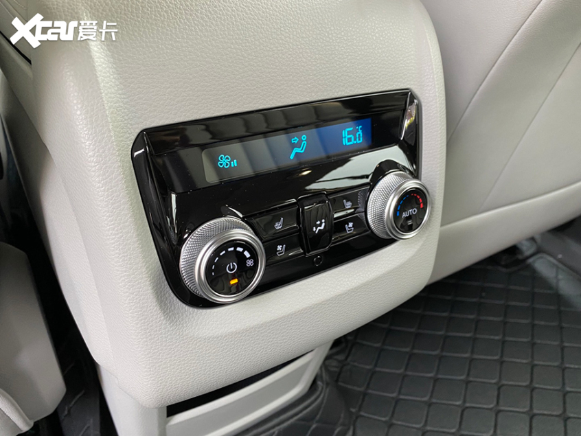 江铃福特领裕