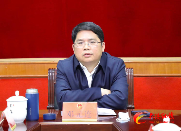 县委副书记,县长邓元连,以及彭永强等领导参加.