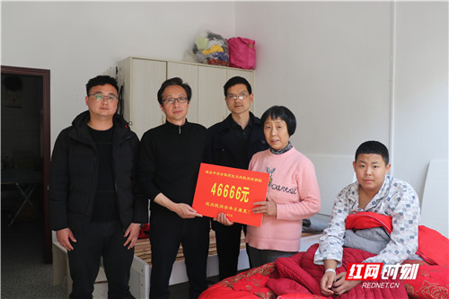 1c4a87b16bb27c617ce761f8d0bc33f_副本.jpg