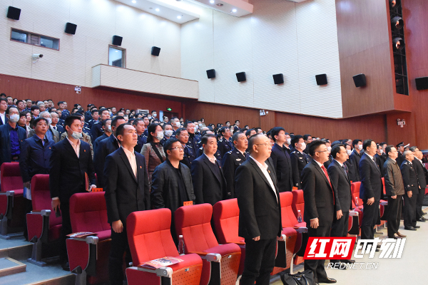 全市政法队伍教育整顿英模事迹报告会现场。.jpg