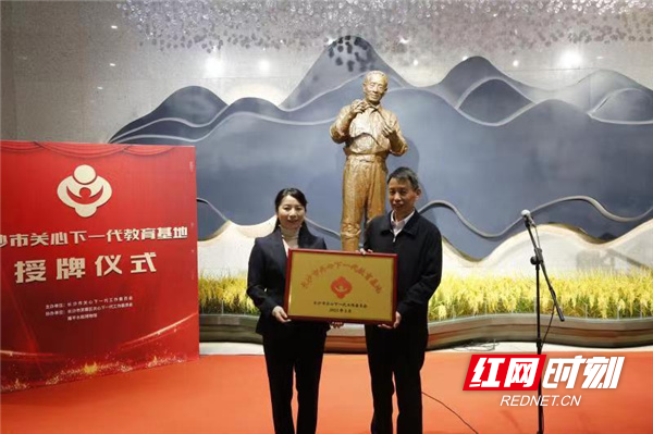 3e4b8e5e6517469594113e36dabf0f98.jpg 3e4b8e5e6517469594113e36dabf0f98.jpg