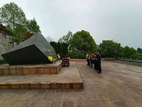 缅怀彭元帅.jpg 缅怀彭元帅.jpg