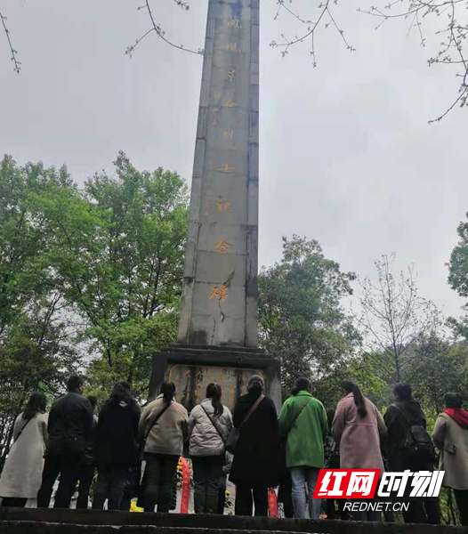 图片18.jpg 图片18.jpg