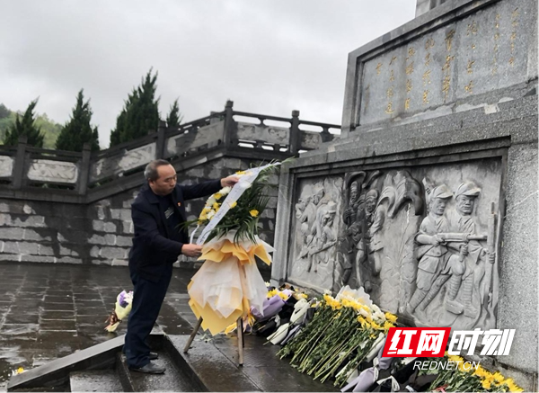 图片24.jpg 图片24.jpg