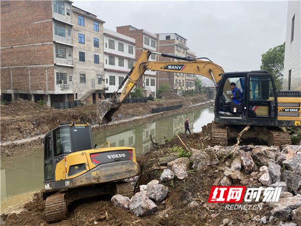 图片4.jpg 图片4.jpg