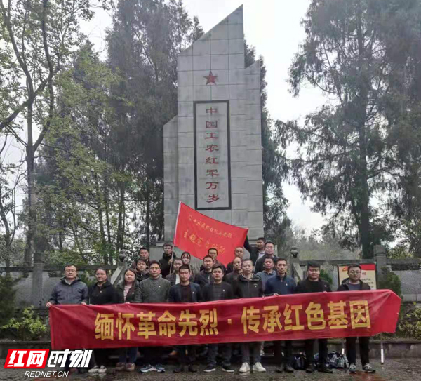 a85ca1a4ac5f46adae5e0671a9b2fed水.jpg