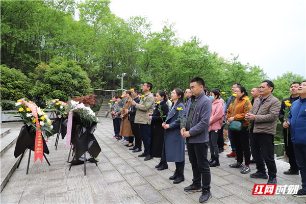 微信图片_20210409083816_副本.jpg