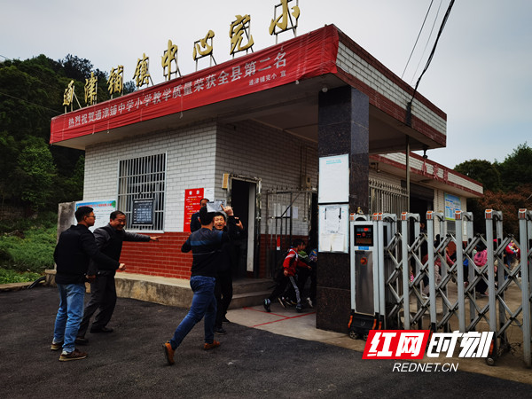 微信图片_4_副本.jpg 微信图片_4_副本.jpg