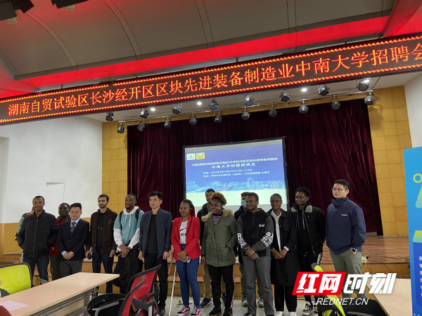 微信图片_20210415170914_meitu_3.jpg 微信图片_20210415170914_meitu_3.jpg