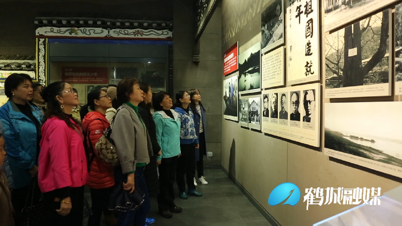 中老年艺术协会.mp4_20210419_181528.569.png 中老年艺术协会.mp4_20210419_181528.569.png