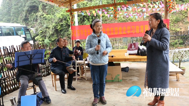 中老年艺术协会.mp4_20210419_182139.876.png 中老年艺术协会.mp4_20210419_182139.876.png