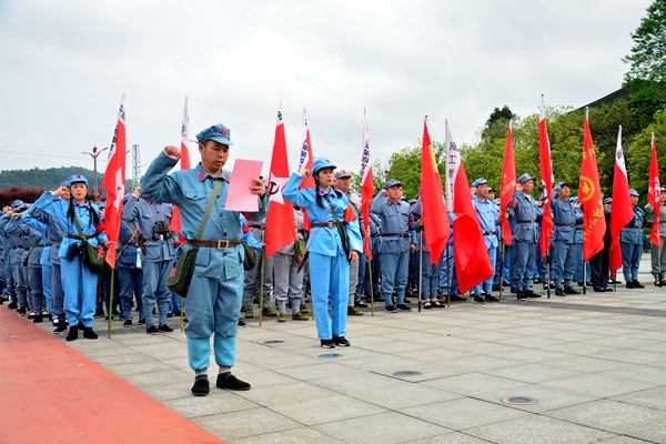 重温入党誓词_副本.jpg