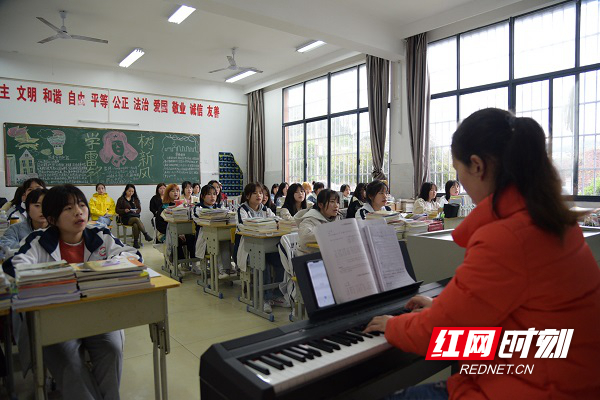 音乐交流课。.jpg